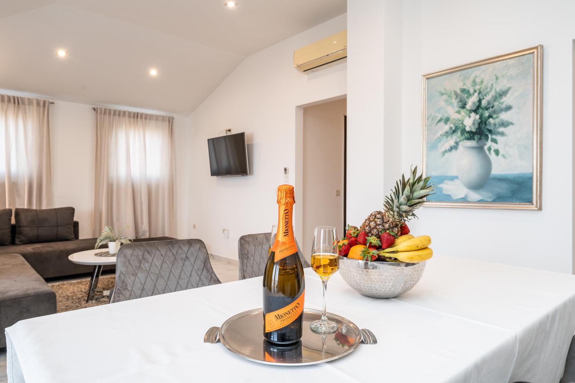 Apartments Very Good Life Preko Esterno foto