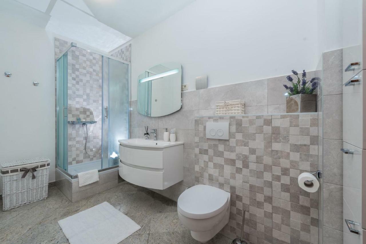 Apartments Very Good Life Preko Esterno foto